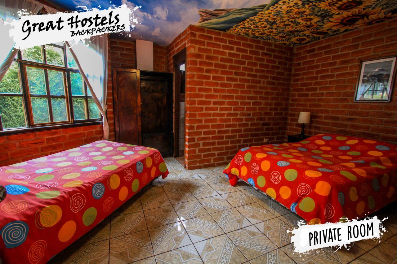 Great Hostels Backpackers بانيوس المظهر الخارجي الصورة
